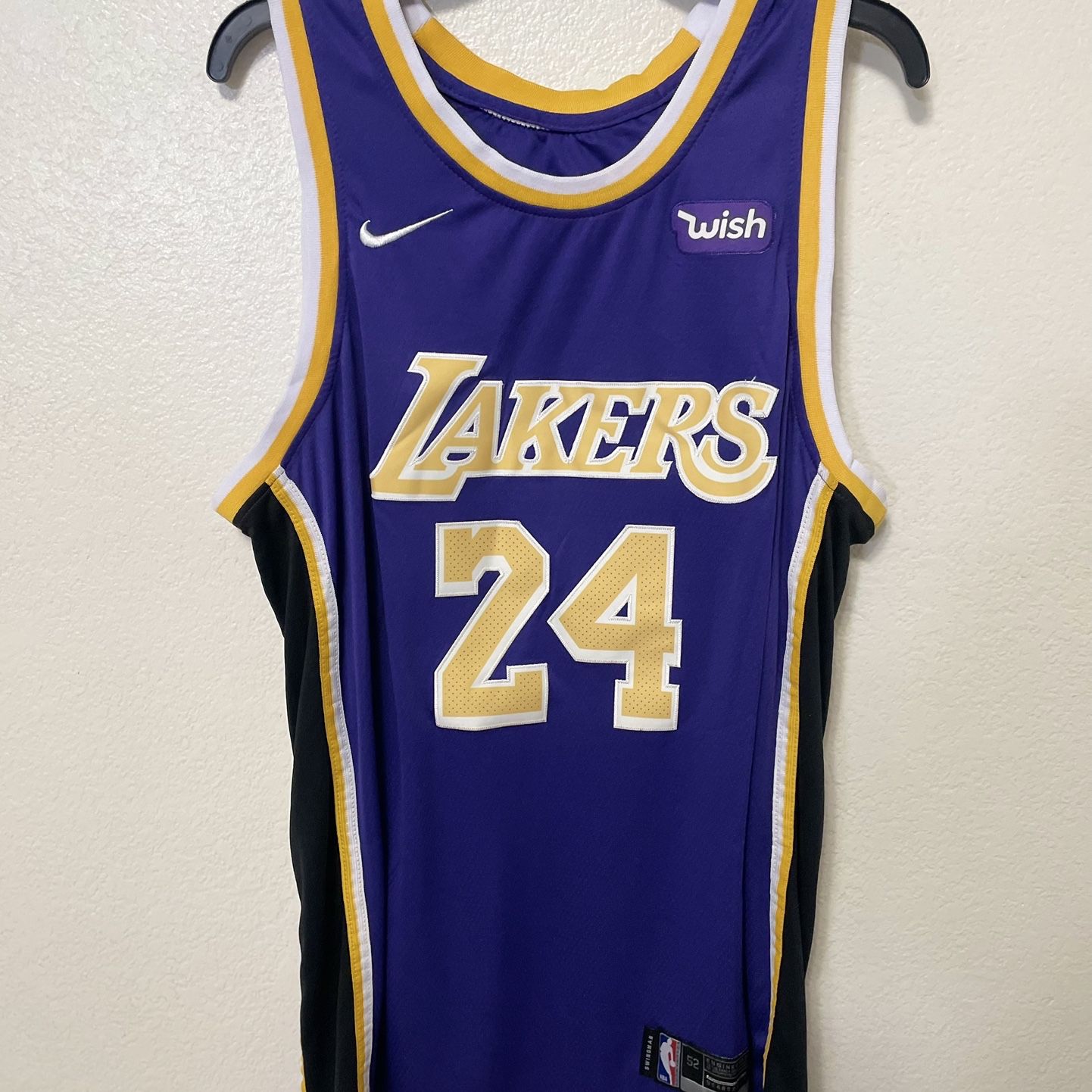 Nike LA Lakers Kobe Bryant Swingman Jersey for Sale in Somerton, AZ -  OfferUp