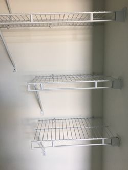 Custom wire shelving