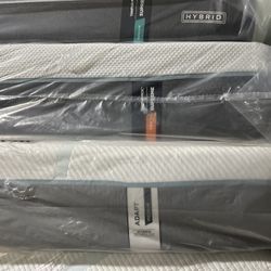 King Queen Size Tempurpedic ProAdapt,  ProBreeze,  LuxeBreeze Mattress  Pro Breeze /Luxe Adapt /Pro Adapt /Adapt /cloud /Tempur pedic contour Supreme 