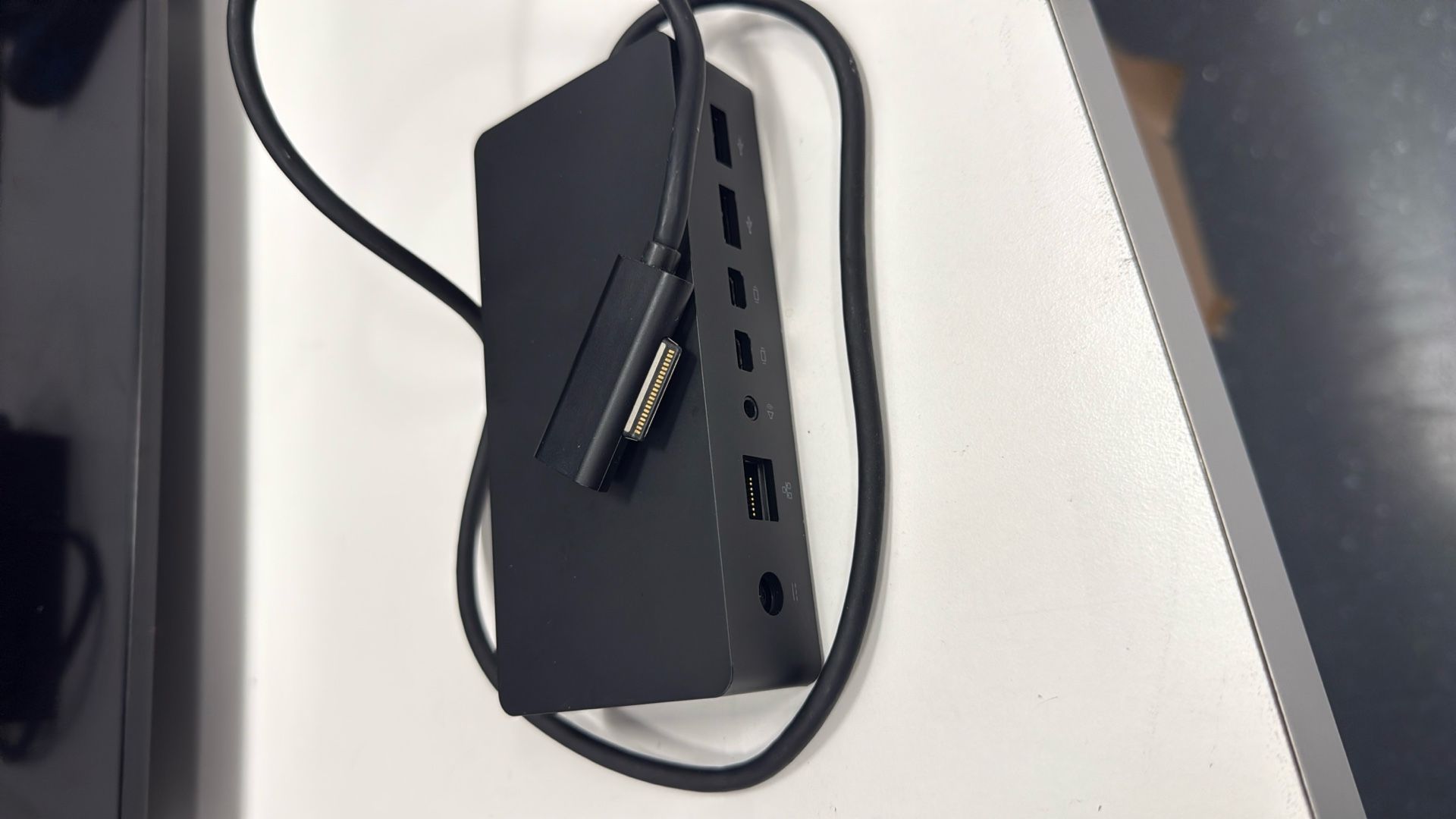 Microsoft Surface Dock 1