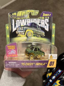 Car tuned lowriders series 2 ‘75 Chevy impala