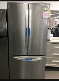 Refrigerator LG  E , LFCS22520Srr 30" 22 cu.ft. Steel French