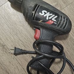 SKIL 6130 3/8" Variable Speed Reversible Drill