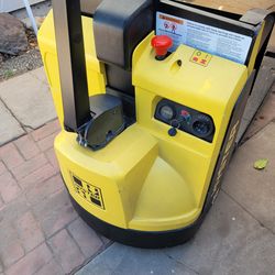 Hyster Yale Electric Jack 2023