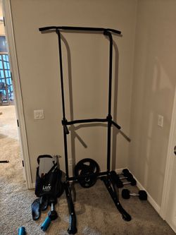 Pull up tower - barely used