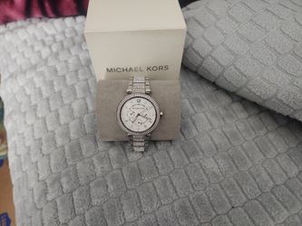 MICHAEL KORS WOMANS WATCH