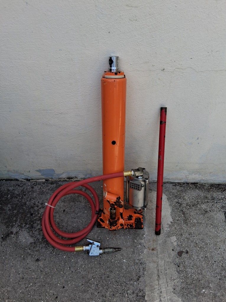 Air/hydraulic 8 Ton Long Ram (It's Available)