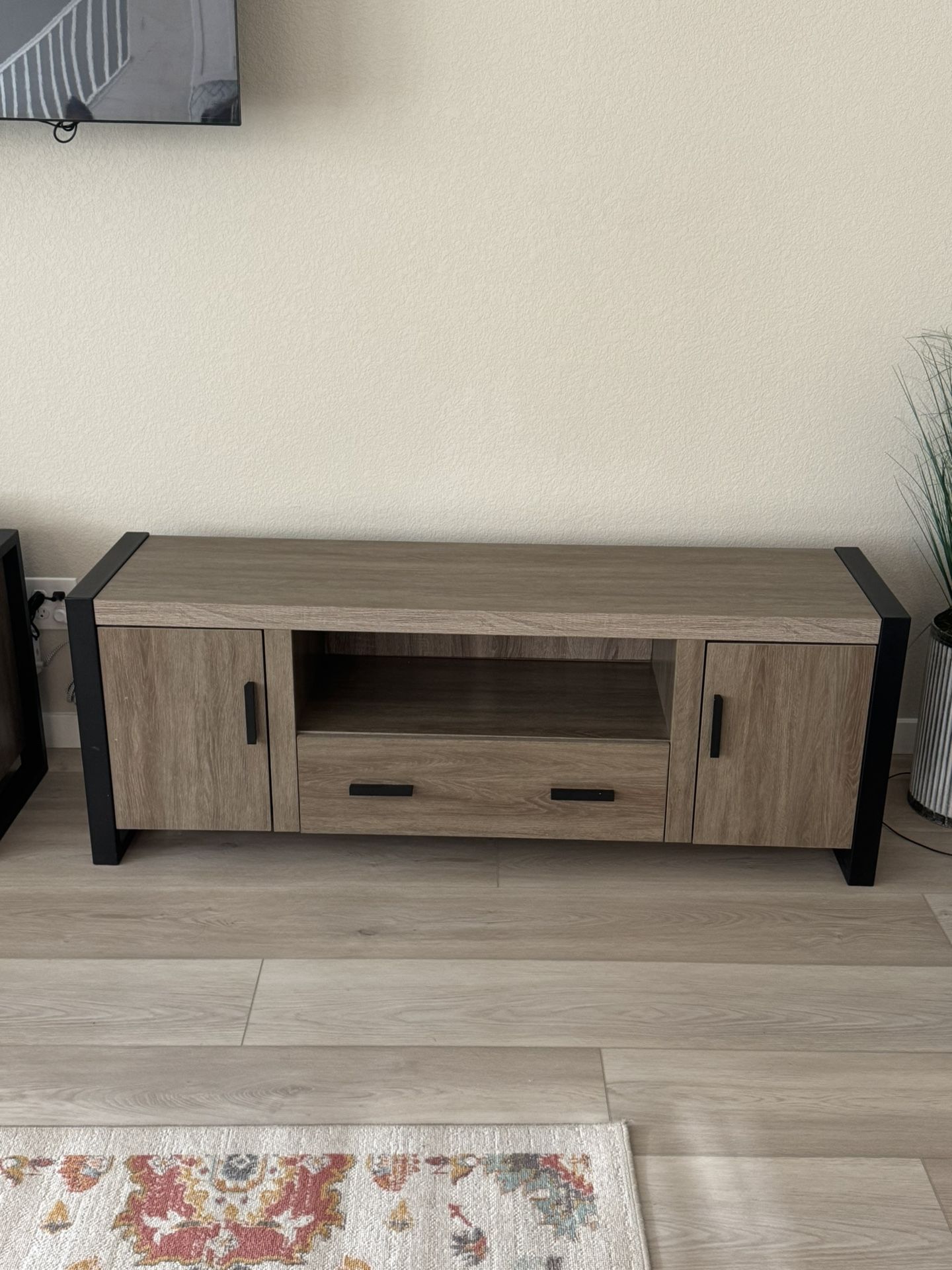 Entertainment Stand / TV Console
