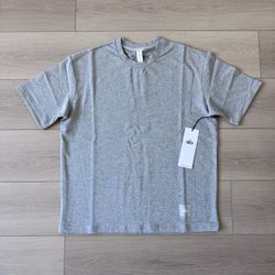 Alo Yoga Grey Crewneck T-Shirt
