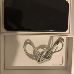 iPhone 11 Pro Max 256gb +Case/Charger