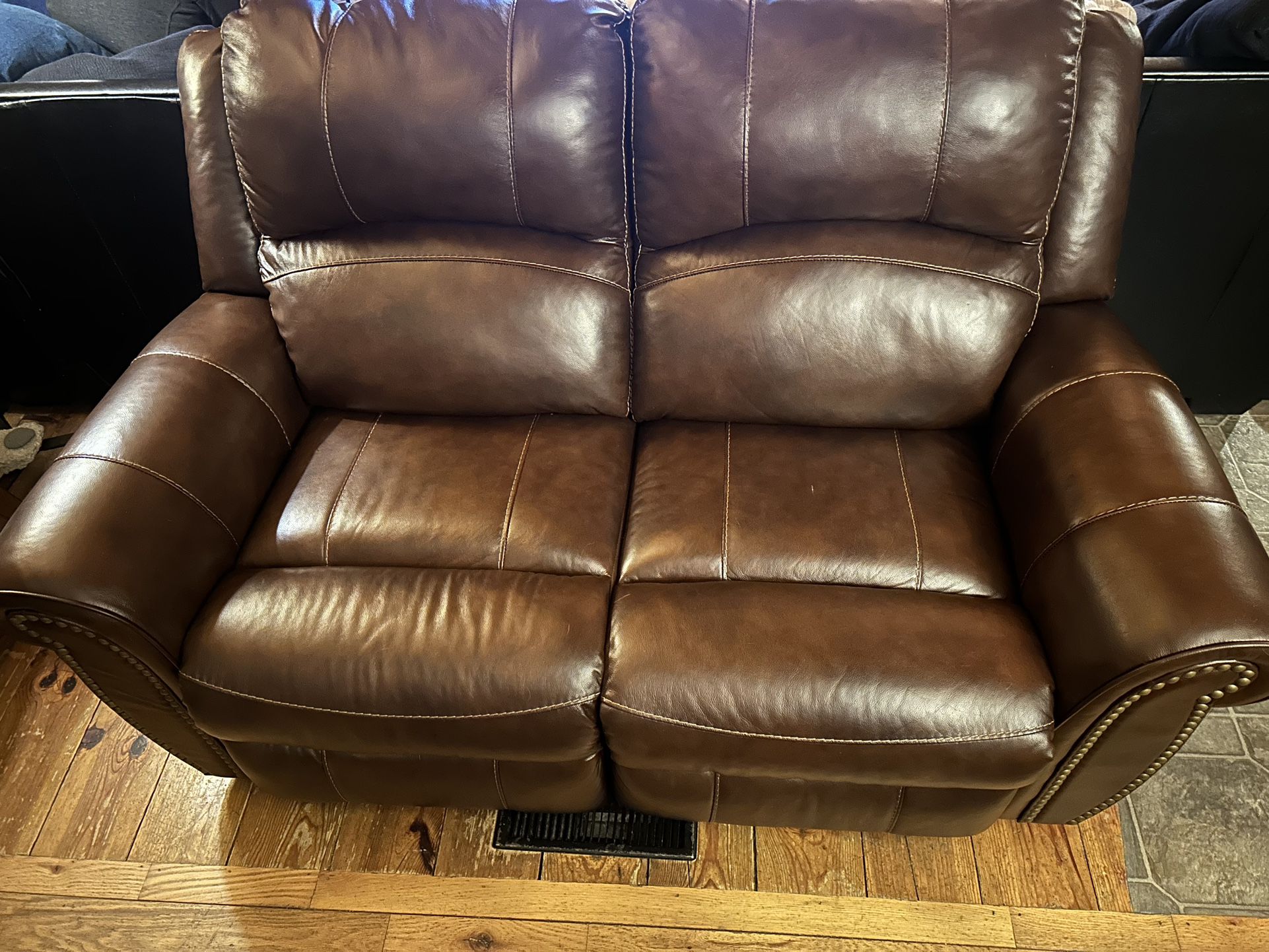 Leather Reclining Loveseat 