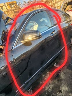 2007-2014 MERCEDES BENZ C250 DRIVER SIDE DOOR!