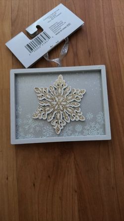 Gold star ornament