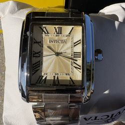 Invicta Andover Ivory Face 35mm Mens Watch New With Tags And Box