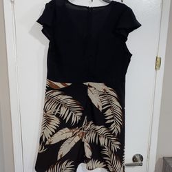 Black & Beige Leaf Print Dress