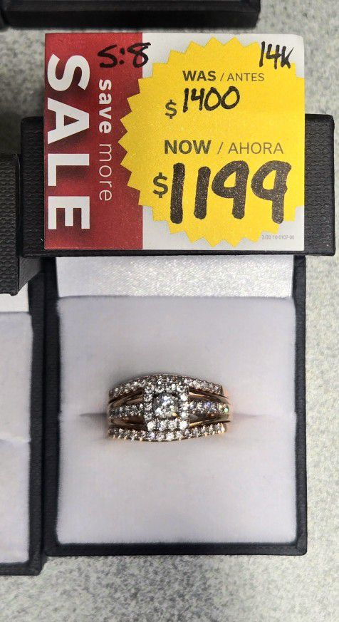 Ring (14K) (Size 8)