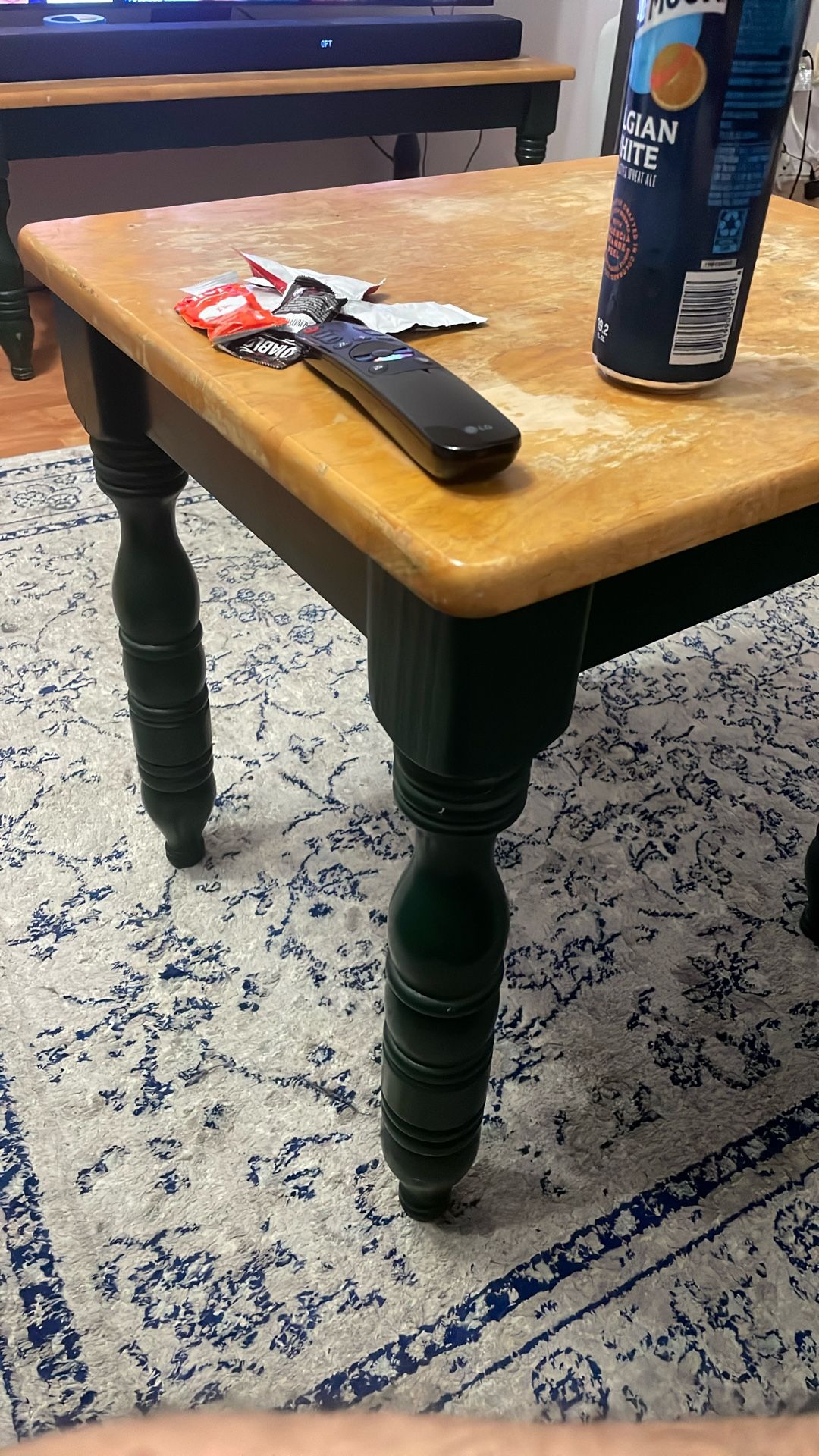 Solid Wood Tables 