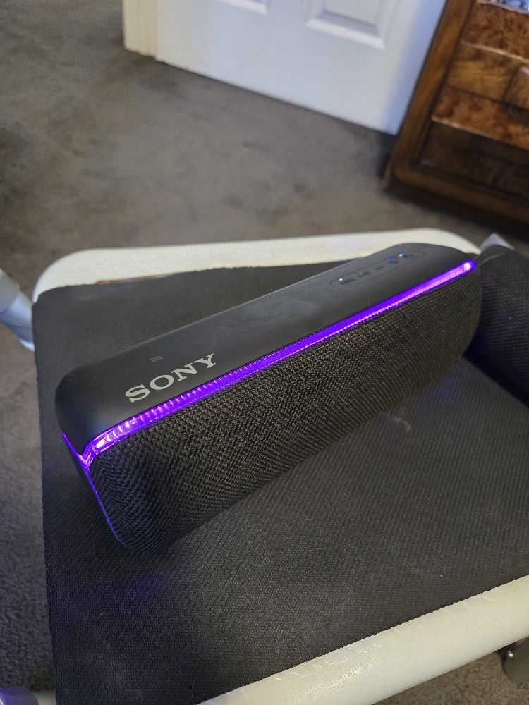 SONY SRS-XB32 Bluetooth Speaker 🔊
