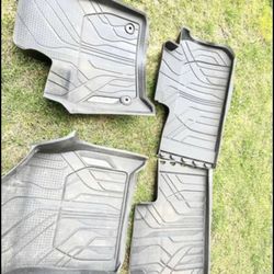 Chevy Traverse All-weather Floor Mats 
