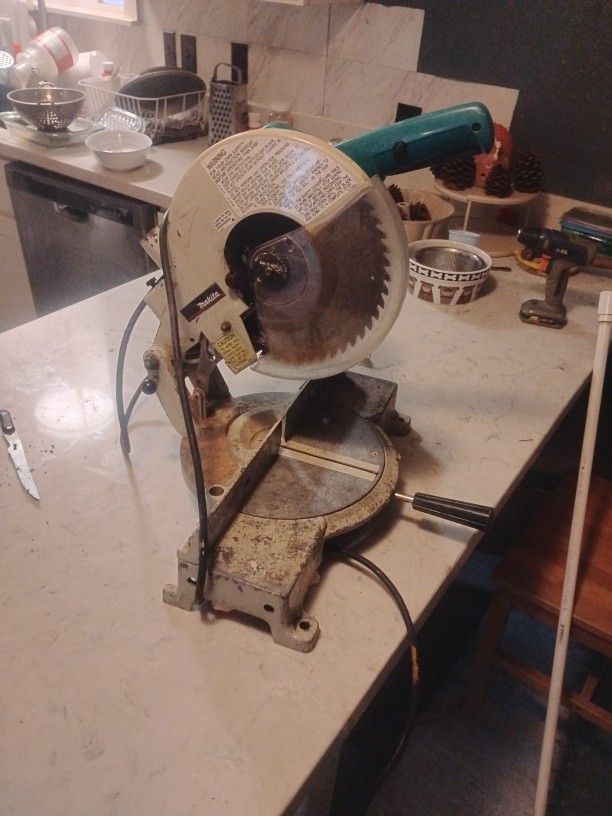 chop saw or miter saw 