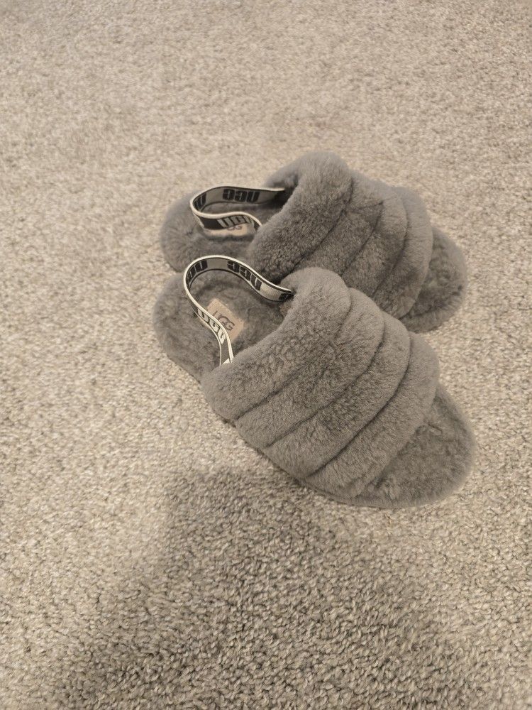 Girls Ugg Slippers