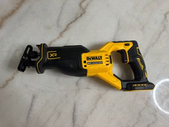 Dewalt reciprocating saw 20v new