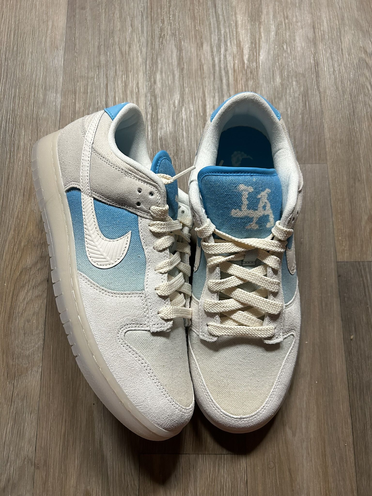 LA Dodger Dunk Size 10.5💧