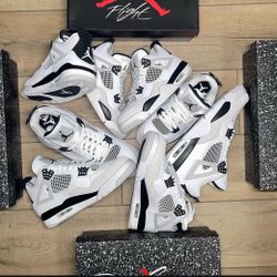 Air Jordan 4 Retro Military Black