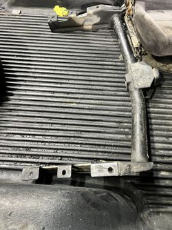 99-06 Silverado Or SierraTowing Bar