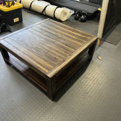 Wood Coffee Table 