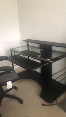 Office Desk + chair