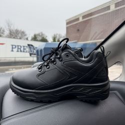 Work boots Size 9 Men Black Brand New