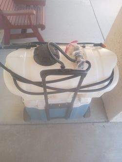 15 gallon water tank w 12 volt motor