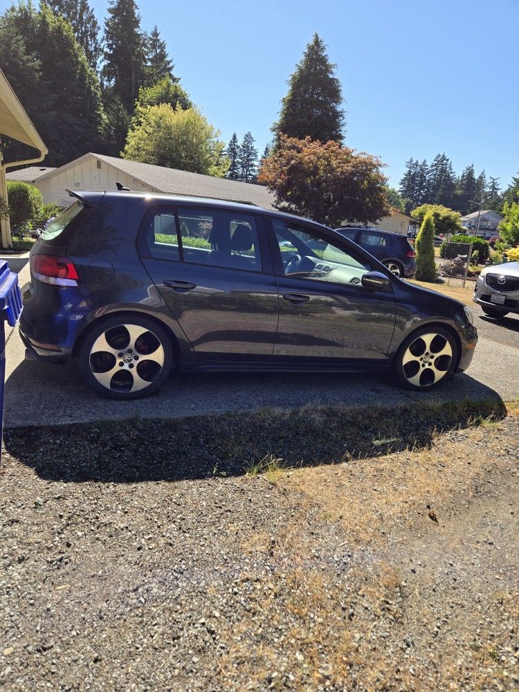 2011 Volkswagen GTI