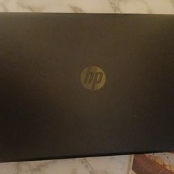 HP 15.6" laptop  Windows 11 OS 500GB hard drive 