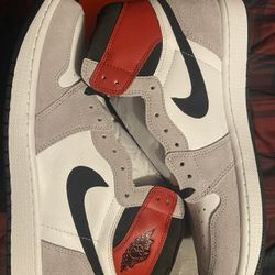 Air Jordan Retro 1 High - Smoke Grey - DS Size 12