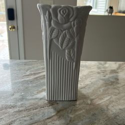 White Vase with Porcelain Finish - 10” - Art Nouveau Style
