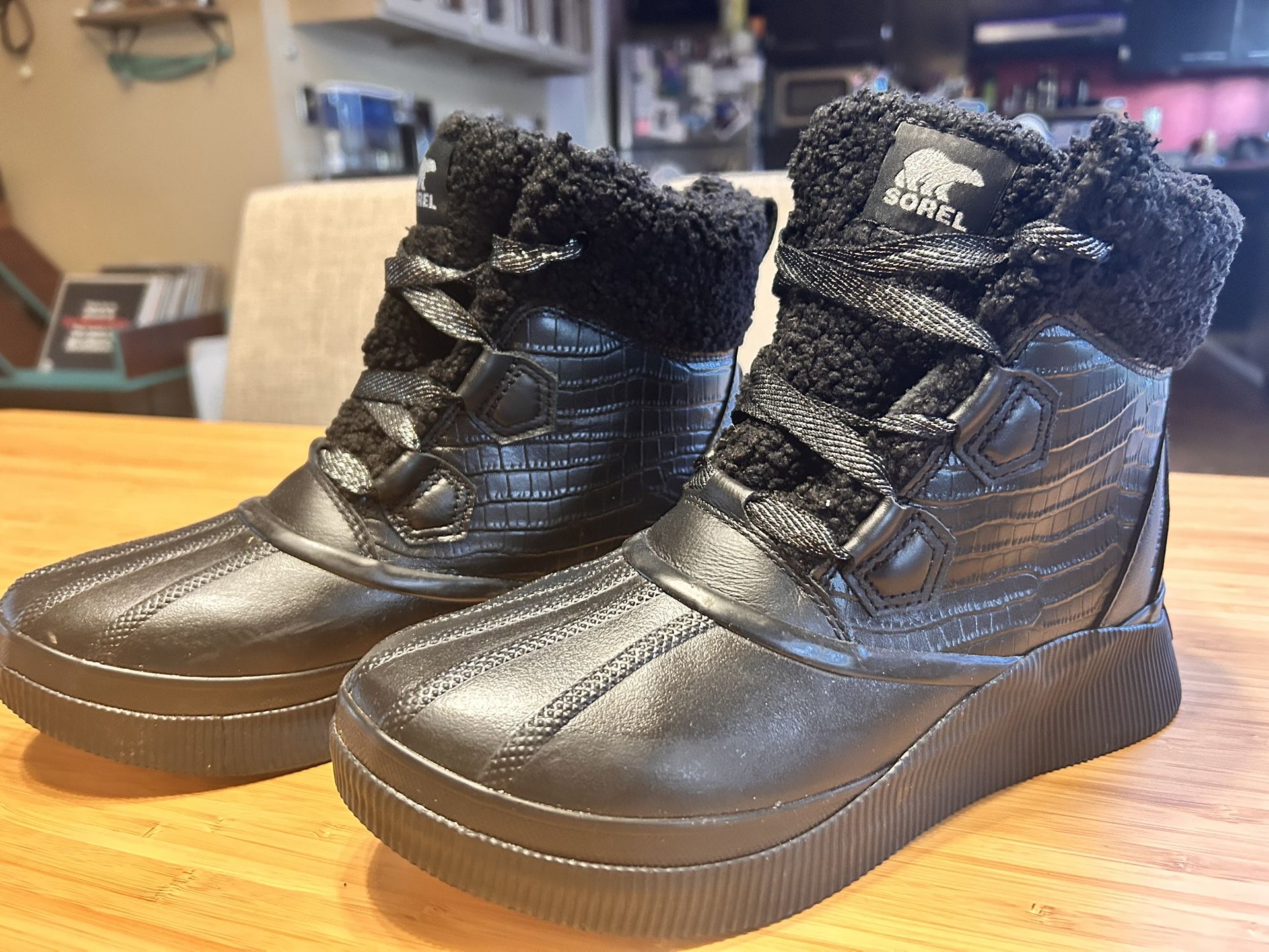 Sorel - Out N About IV Chillz Waterproof Ankle Boots