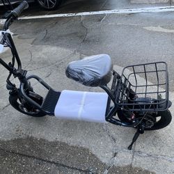 Electric Scooter with Seat