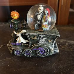 Nightmare Before Christmas Snow Globe/ Halloween Decoration