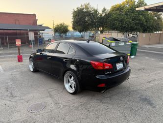 Lexus  is250