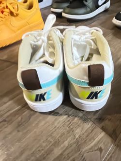 Nike