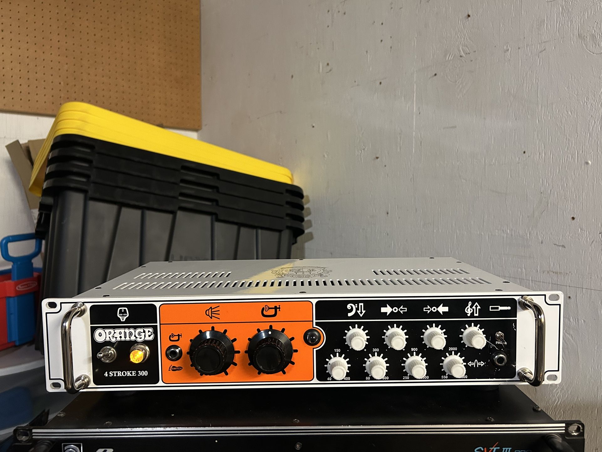 Orange 4-stroke 300