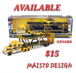 Maisto Design Transporter International Lonestar and 2021 Ford Bronco