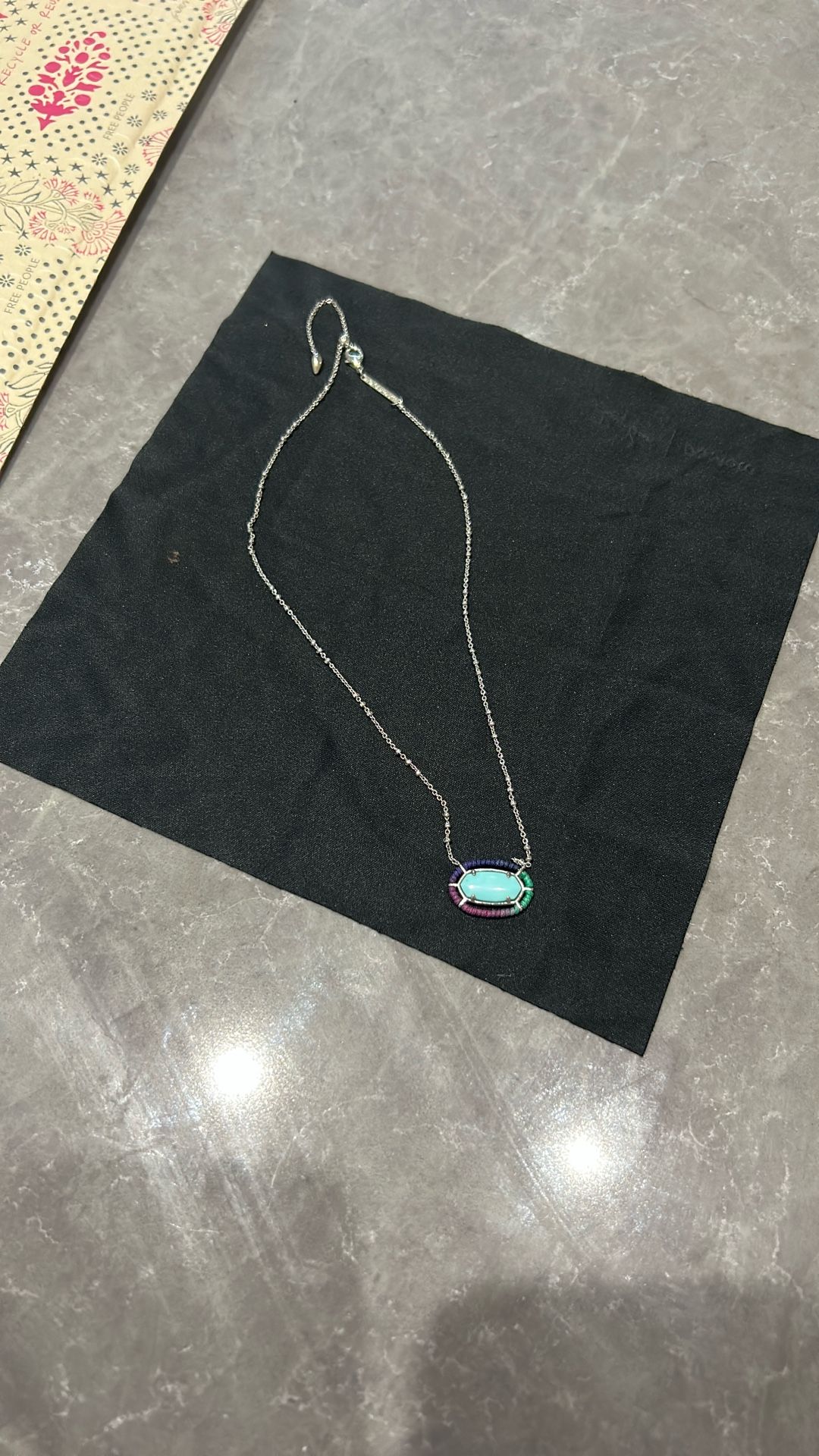 Kendra Scott Necklace