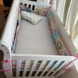 Baby crib