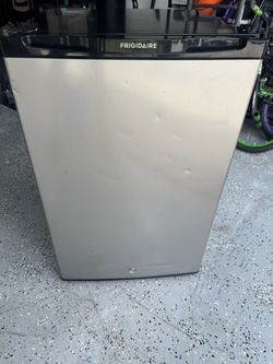 Frigidaire Mini Fridge
