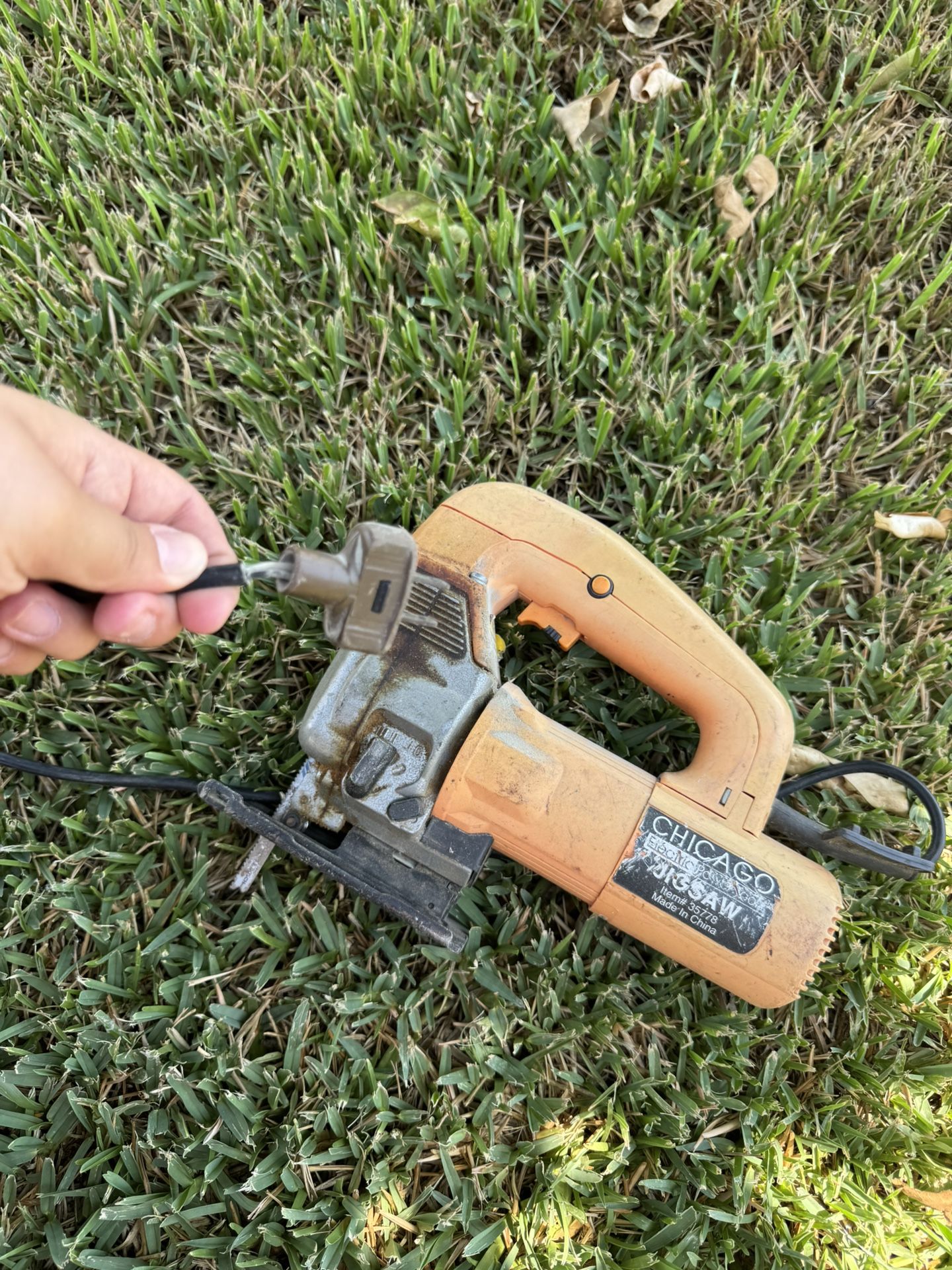 Chicago electric jigsaw