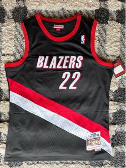 Clyde Drexler - Large Jersey - Portland Trail Blazers