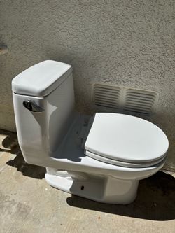 Toto toilet